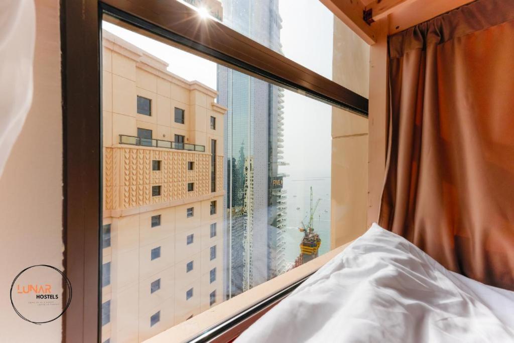Hostel Lunar Beach View